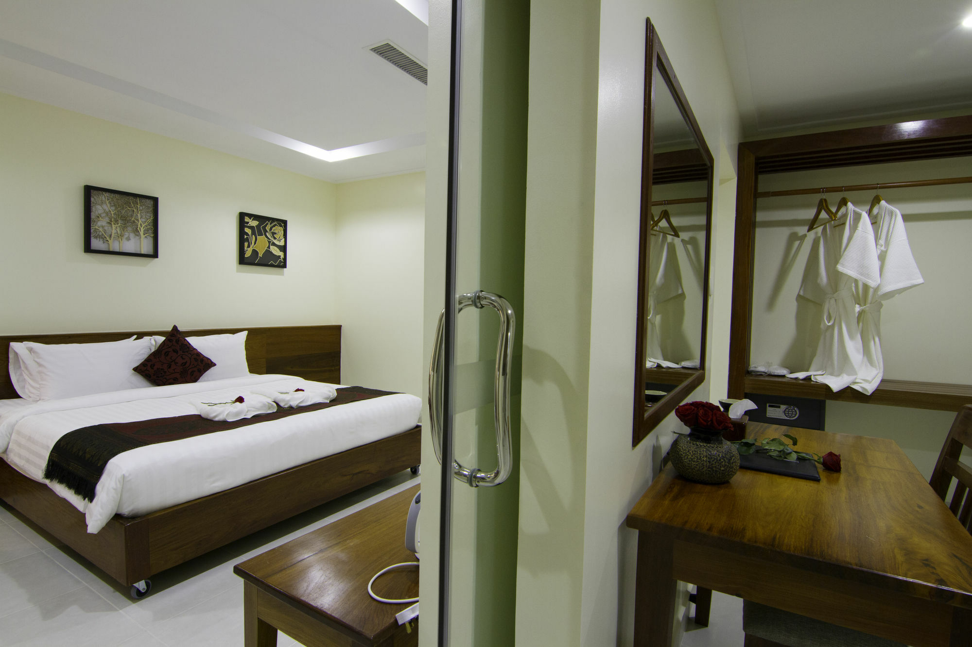 Rose Emerald Hotel Phnom Penh Eksteriør billede