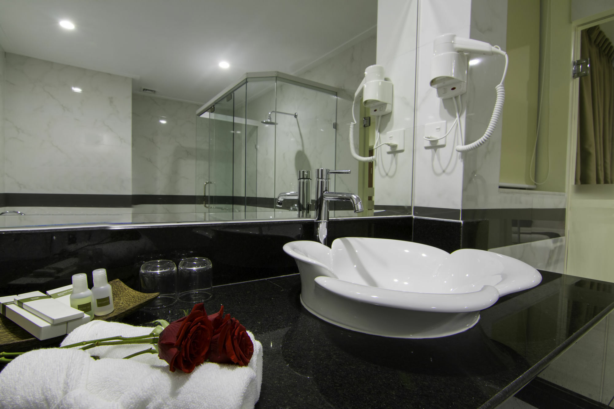Rose Emerald Hotel Phnom Penh Eksteriør billede